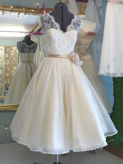 old fashioned wedding dresses